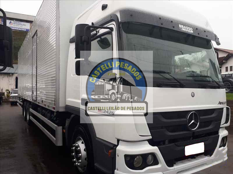 MERCEDES BENZ MB2426 2016