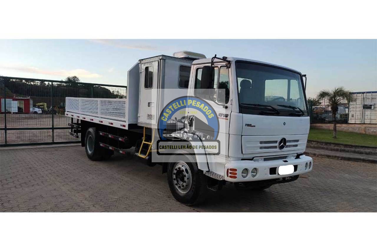 MERCEDES BENZ MB1718 2012