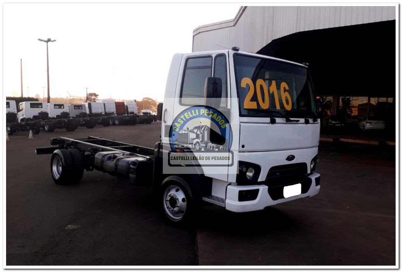 FORD CARGO816 2016